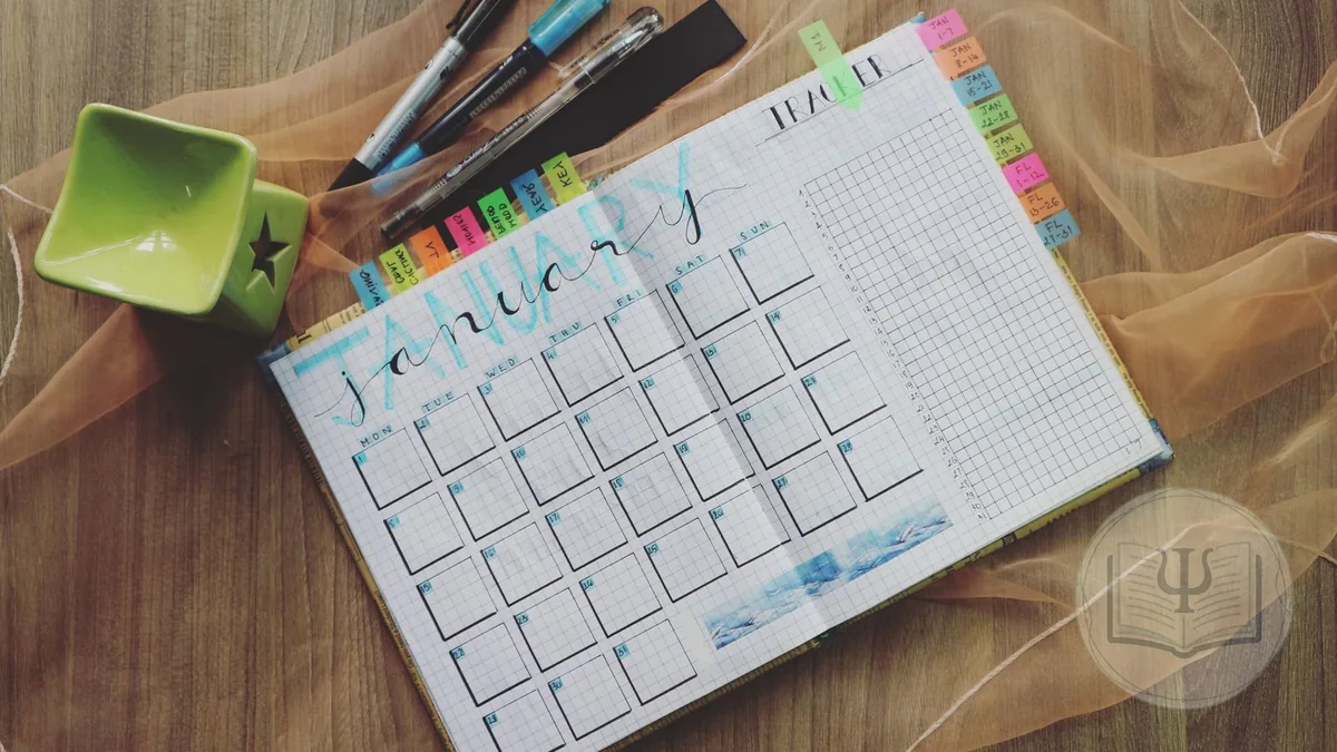 Planificador semanal con calendario para organizar la agenda de un psicólogo